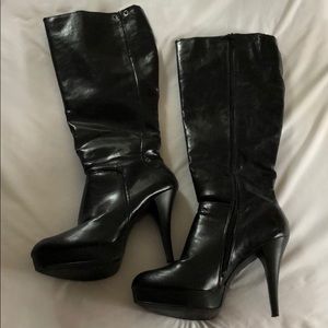 Stiletto boots